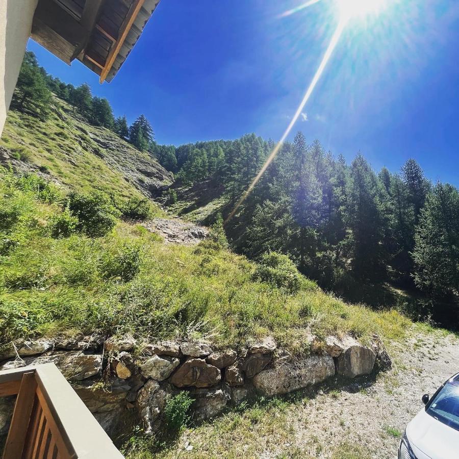Loc.allos Apartment